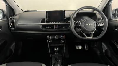 2024 KIA PICANTO interior