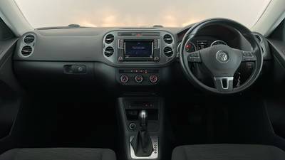 2015 VOLKSWAGEN TIGUAN interior