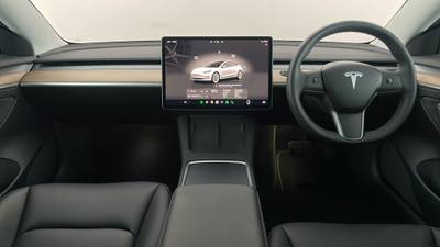 2022 Tesla Model 3 interior