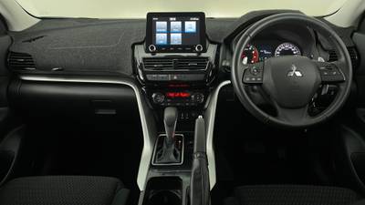 2021 MITSUBISHI ECLIPSE CROSS interior