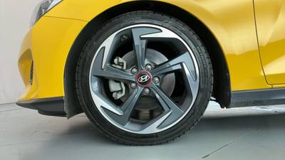2019 HYUNDAI VELOSTER gallery
