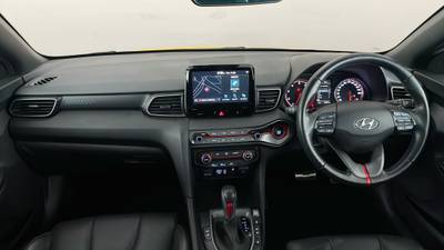 2019 HYUNDAI VELOSTER interior