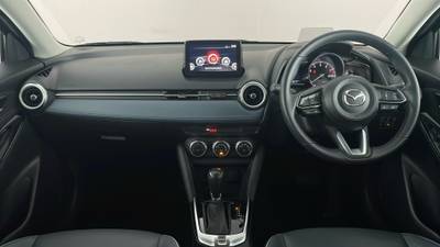 2022 MAZDA 2 interior