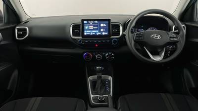 2021 HYUNDAI VENUE interior