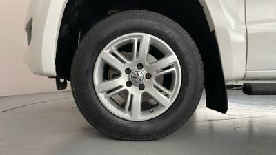 2017 VOLKSWAGEN AMAROK gallery