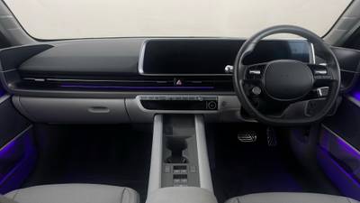 2023 HYUNDAI IONIQ 6 interior