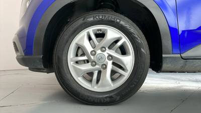 2020 HYUNDAI VENUE gallery