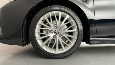 2020 TOYOTA CAMRY gallery