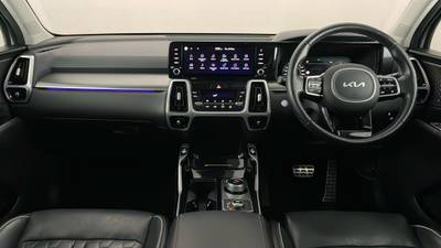 2021 KIA SORENTO interior