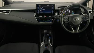 2022 TOYOTA COROLLA interior