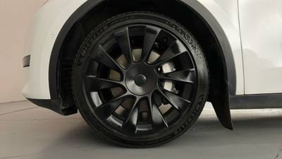2022 TESLA MODEL Y gallery