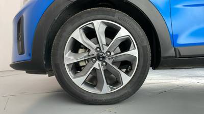 2021 KIA STONIC gallery