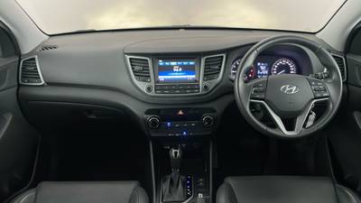 2017 Hyundai Tucson interior