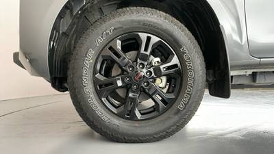 2023 NISSAN NAVARA gallery