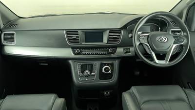 2022 LDV G10+ interior