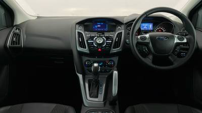2012 FORD FOCUS interior