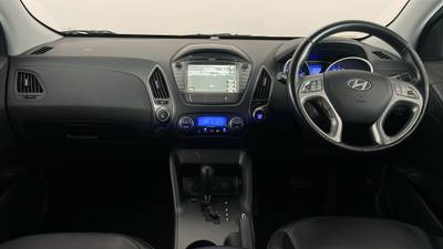 2014 HYUNDAI IX35 interior