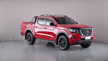 2021 NISSAN NAVARA