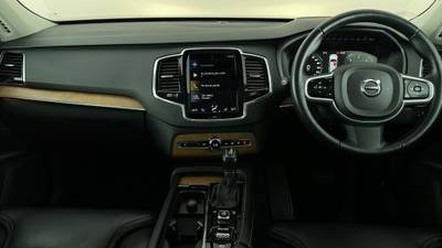 2018 VOLVO XC90 interior