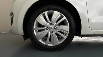 2018 SUZUKI SWIFT gallery