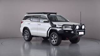 2016 TOYOTA FORTUNER
