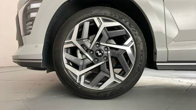 2024 HYUNDAI KONA gallery