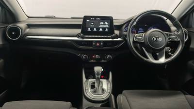 2020 KIA CERATO interior