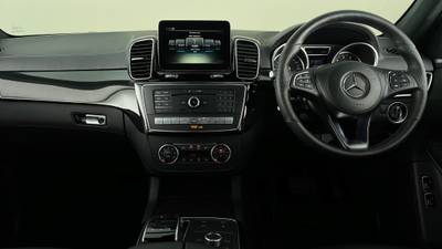2016 MERCEDES-BENZ GLS interior