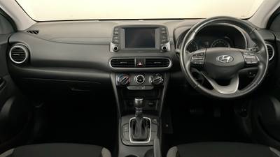 2020 HYUNDAI KONA interior