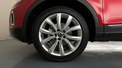 2022 VOLKSWAGEN T-ROC gallery