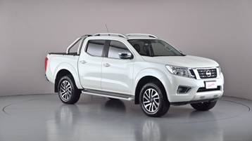 2017 NISSAN NAVARA