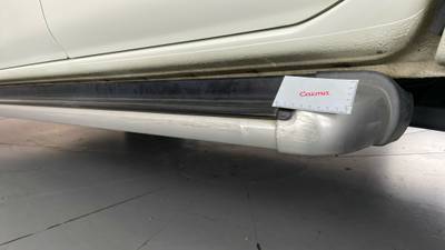2017 NISSAN NAVARA imperfections