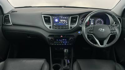 2018 HYUNDAI TUCSON interior