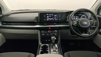 2020 KIA CARNIVAL interior