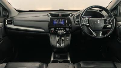 2018 HONDA CR-V interior