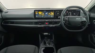 2024 KIA K4 interior