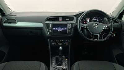 2016 VOLKSWAGEN TIGUAN interior