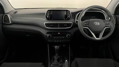 2018 HYUNDAI TUCSON interior