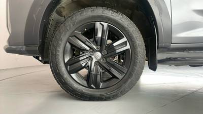 2023 LDV T60 gallery