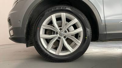 2019 VOLKSWAGEN TIGUAN gallery