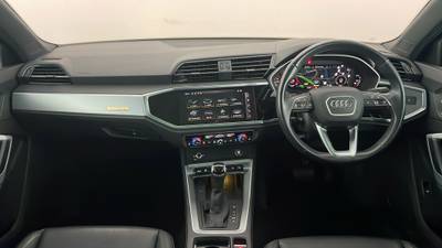 2023 AUDI Q3 interior