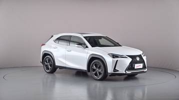 2021 LEXUS UX200