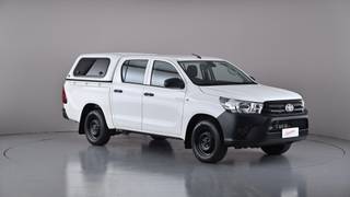 2021 TOYOTA HILUX