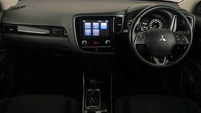 2021 MITSUBISHI OUTLANDER interior