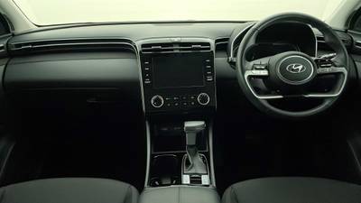 2023 HYUNDAI TUCSON interior