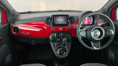 2020 FIAT 500C interior