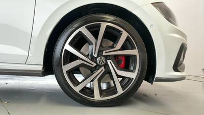 2020 VOLKSWAGEN POLO gallery