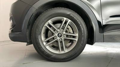 2017 HYUNDAI SANTA FE gallery