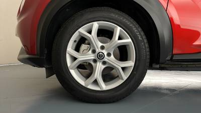 2020 NISSAN JUKE gallery