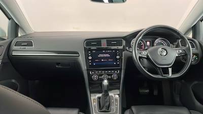 2019 VOLKSWAGEN GOLF interior